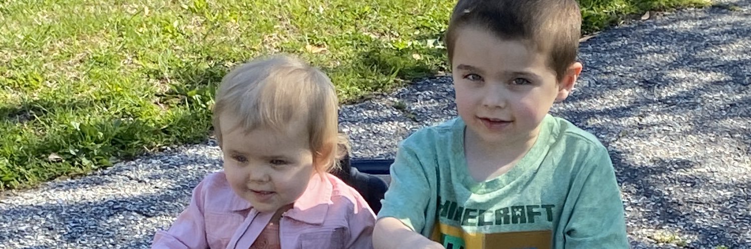 Twit4TatBaby's profile banner image