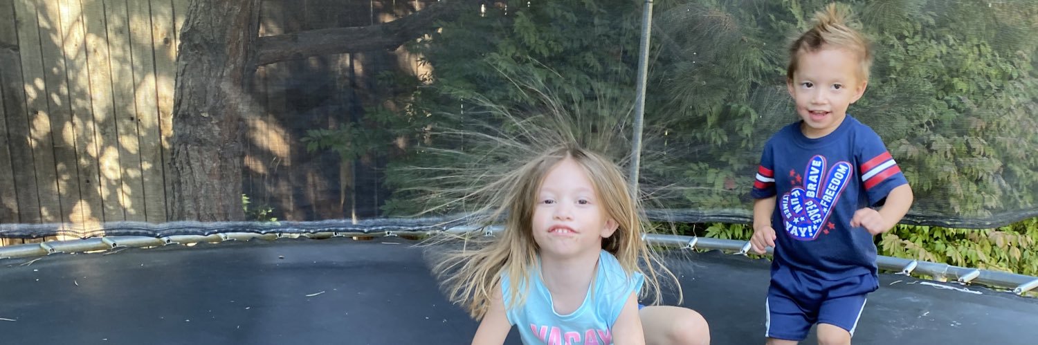 MeredithKanolee's profile banner image
