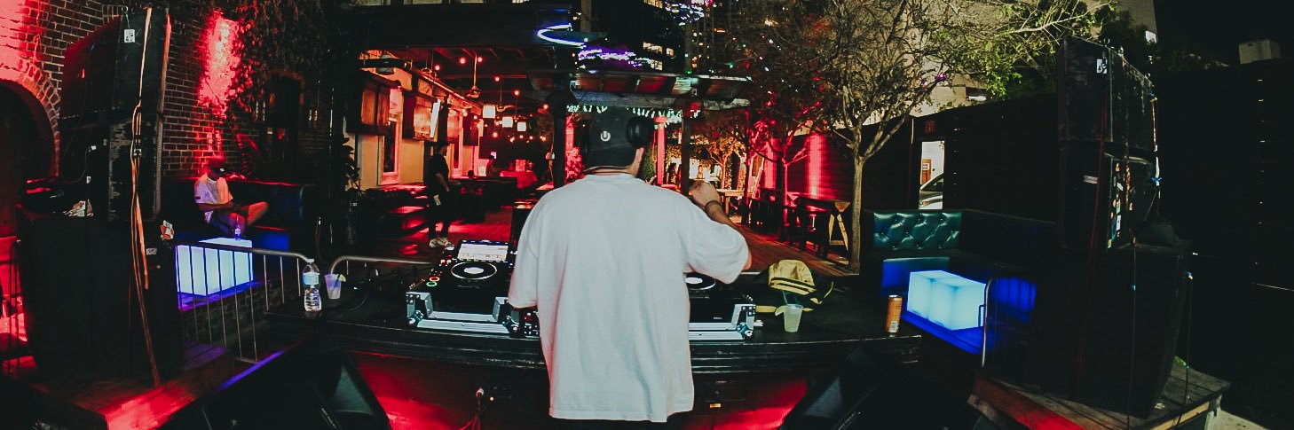 Chrasss's profile banner image