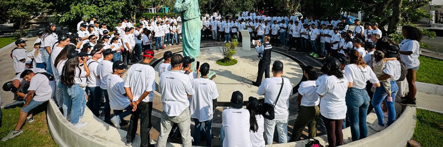 Alberto Uribe Camacho banner