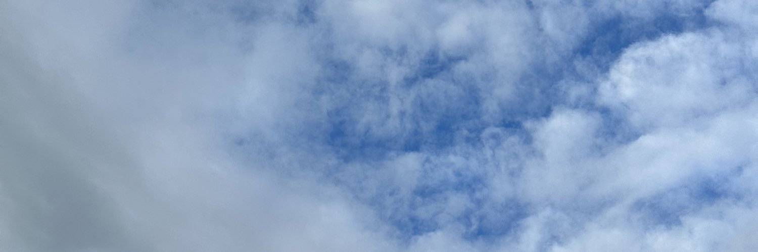 v_users's profile banner image