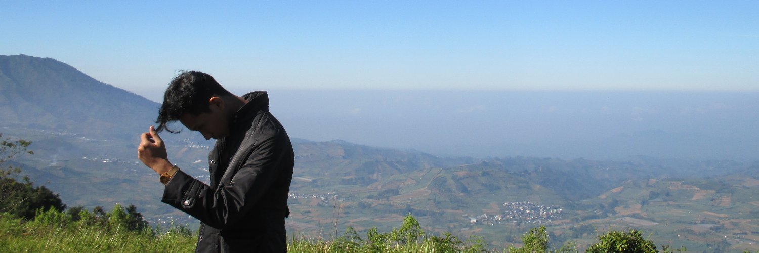 ikmal_ko's profile banner image