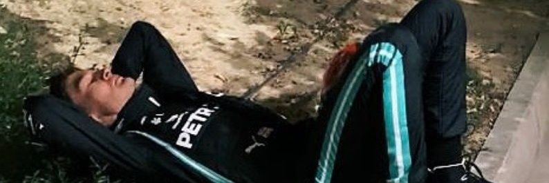 simaom99's profile banner image