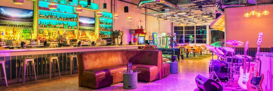 Ricky's South Beach banner