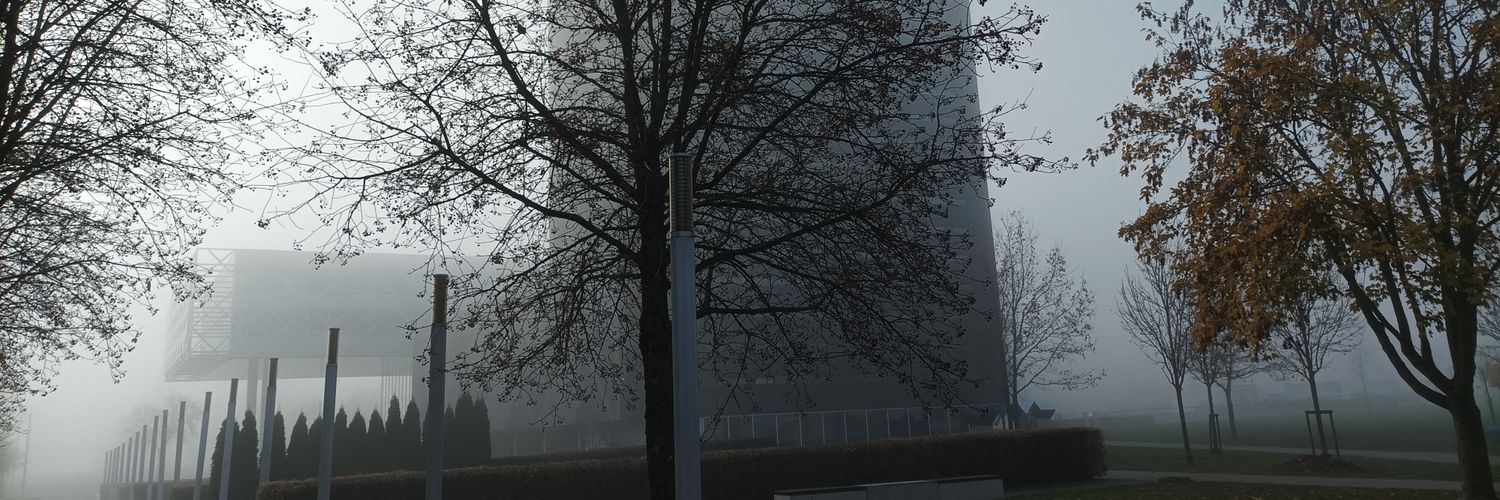 qurthobi's profile banner image