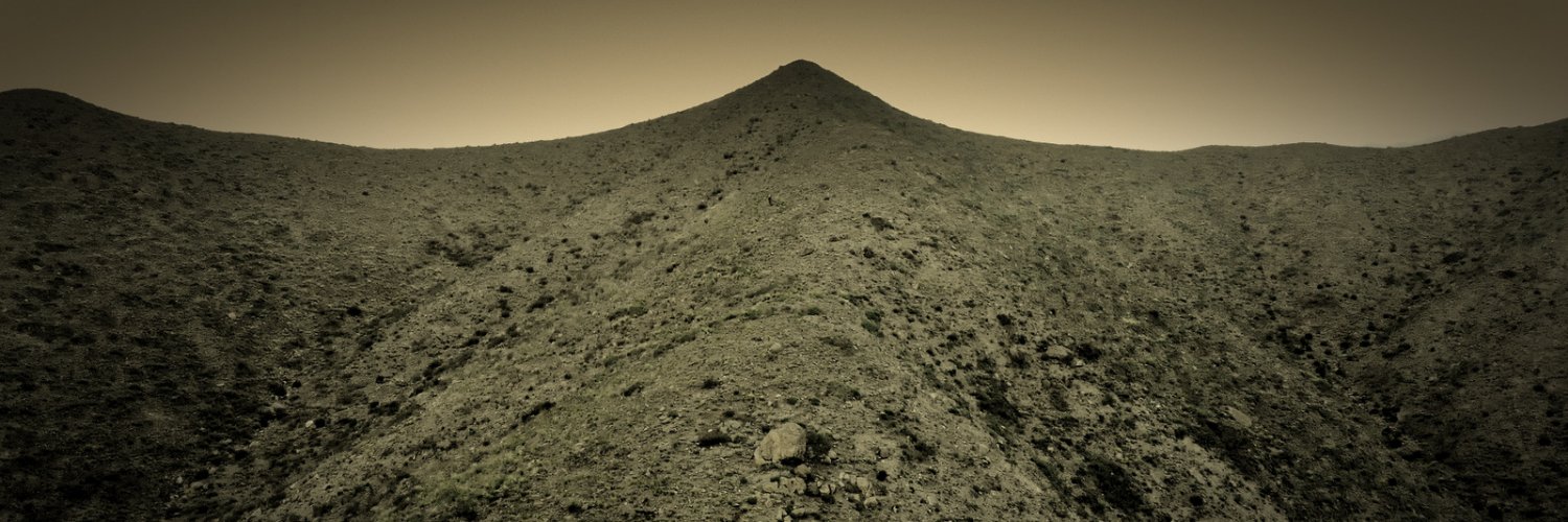 lopezrotella's profile banner image