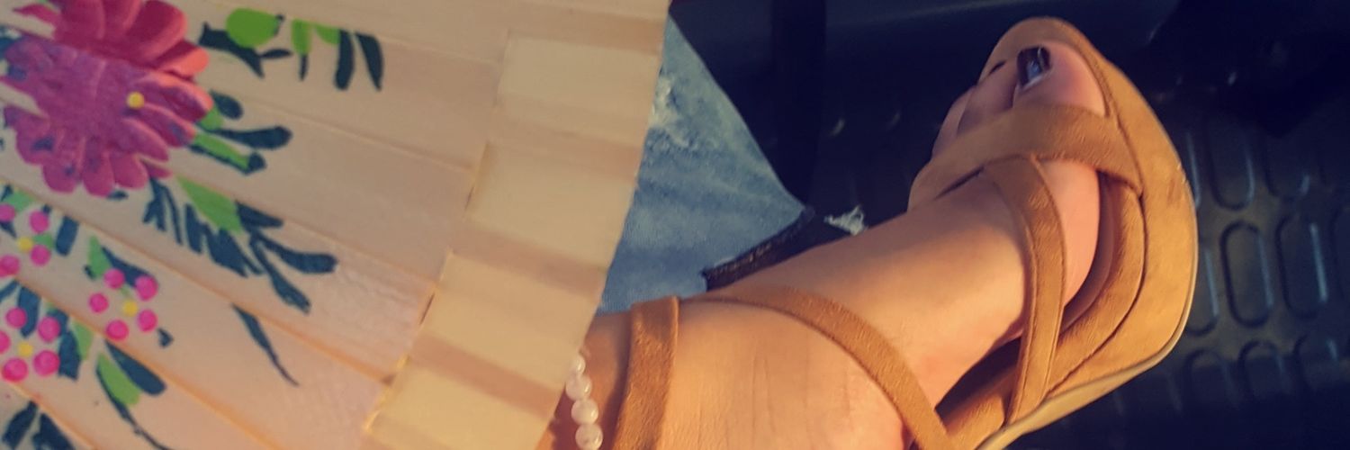 UnknownWom's profile banner image