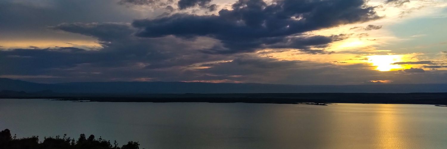 geekisamide's profile banner image
