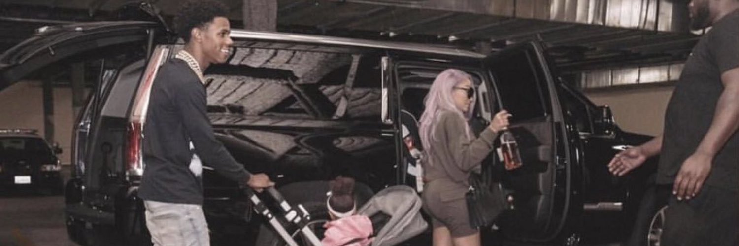 daniellewalshhh's profile banner image