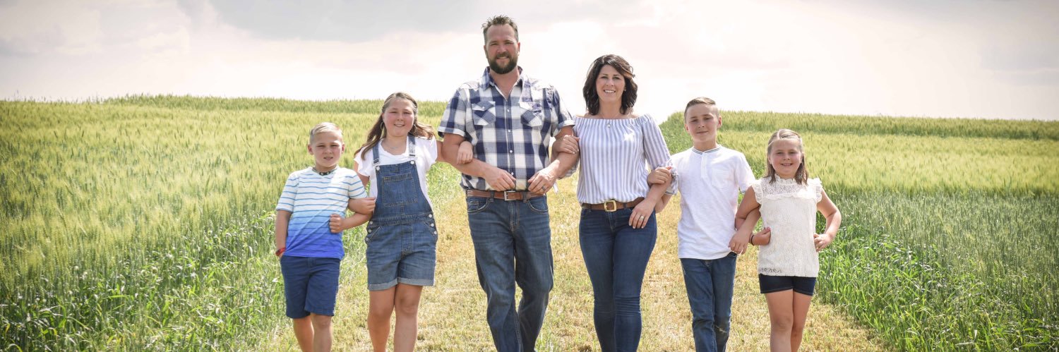 lindgrenfarms1's profile banner image