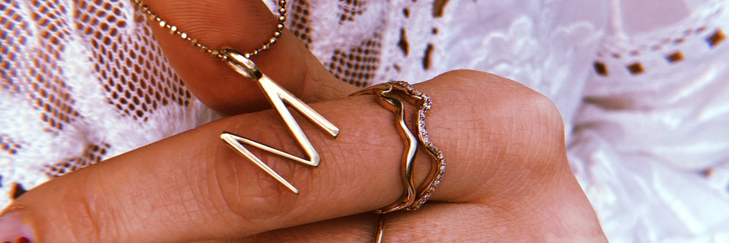 AmandaPearly's profile banner image