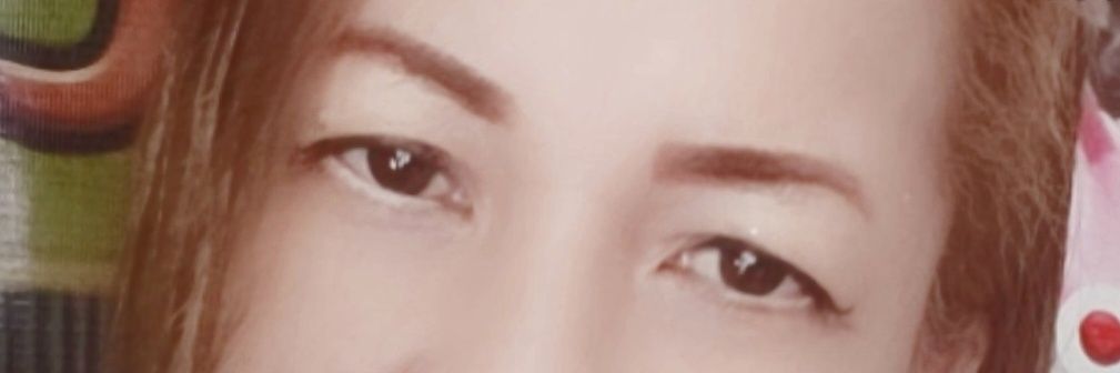 widiasti40's profile banner image