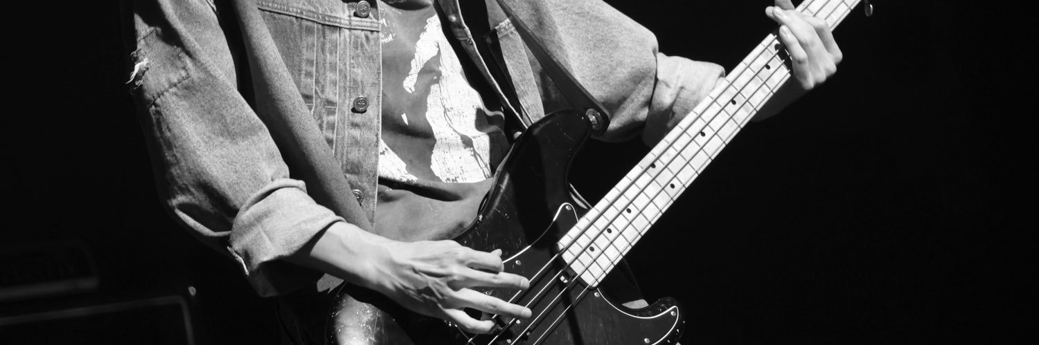 vani🍉 banner