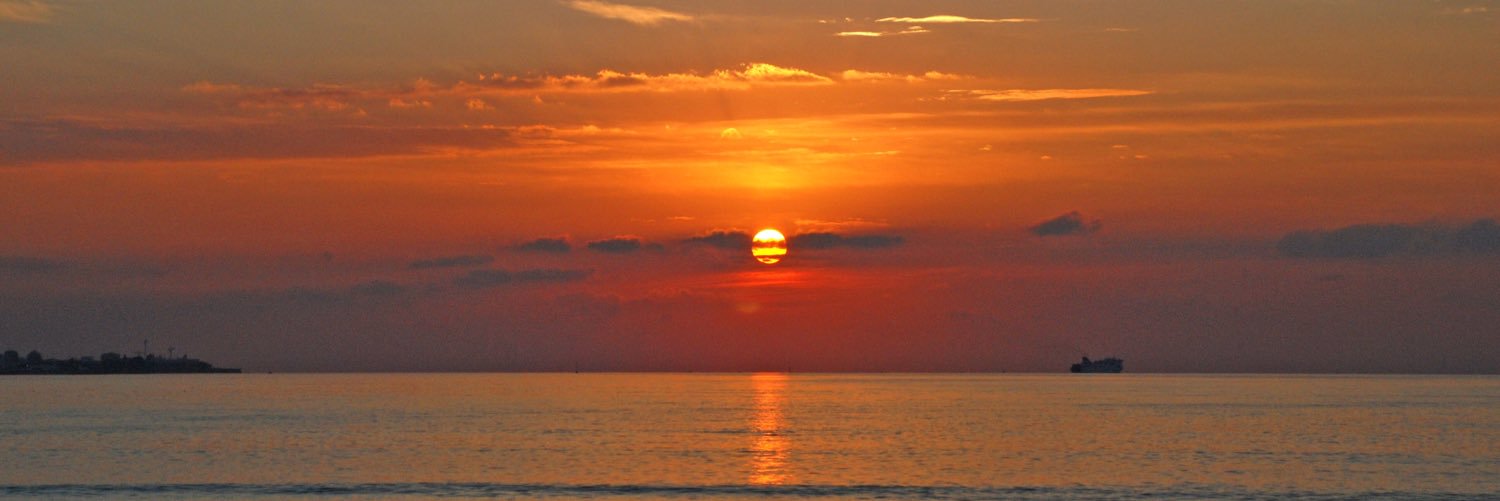 angelesg2012's profile banner image