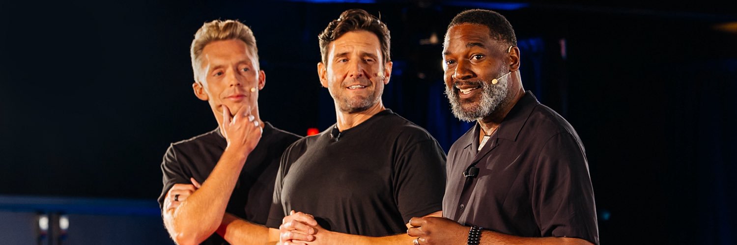 The Minimalists banner