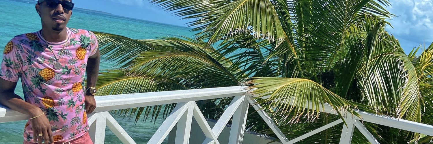 TRAY_92's profile banner image