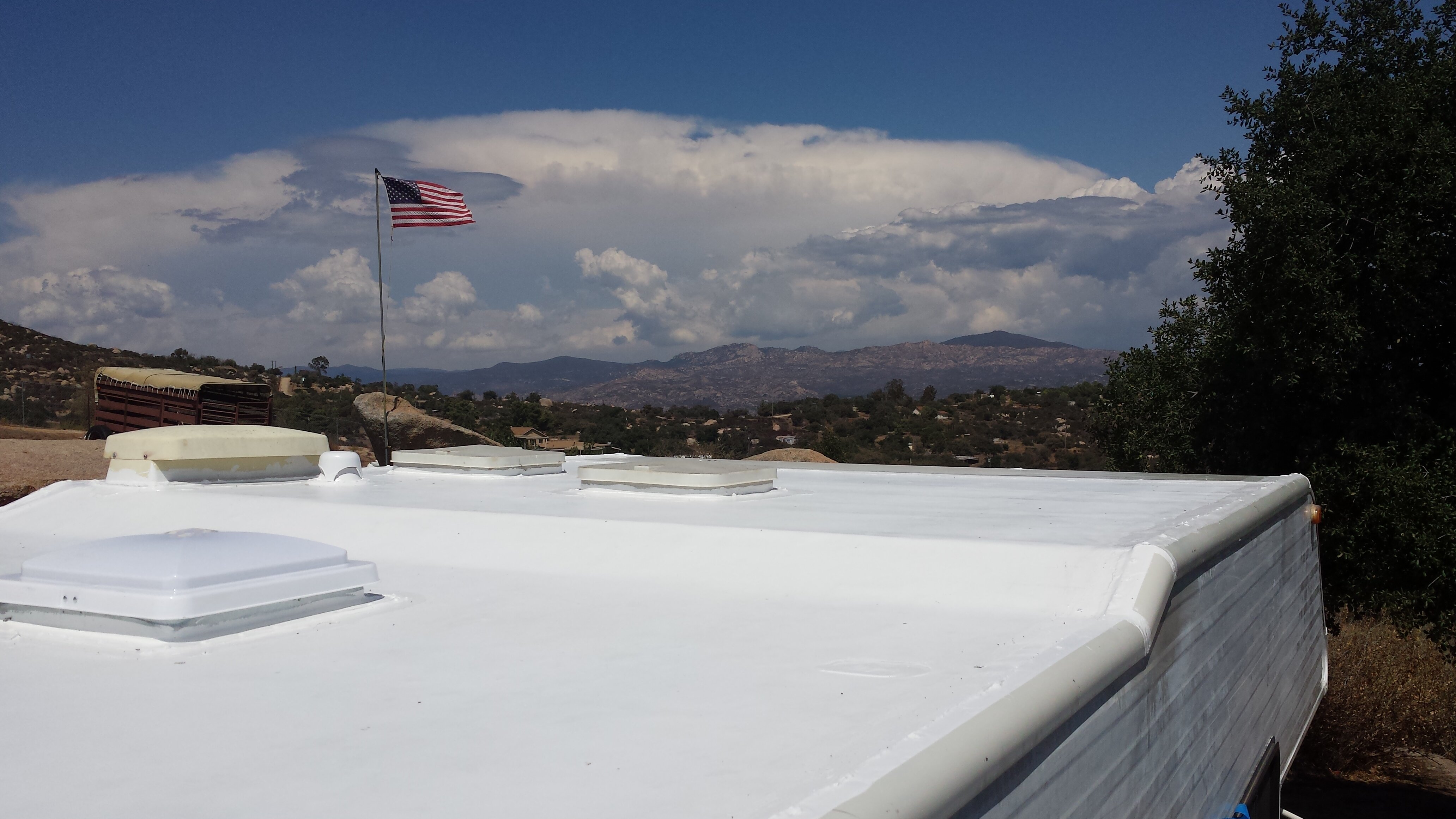 TheRvRoofMan's profile banner image