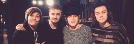 narrywives's profile banner image
