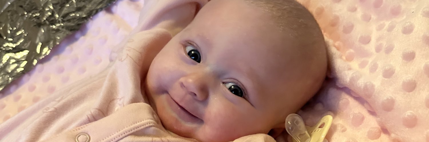 chloepethardxx's profile banner image