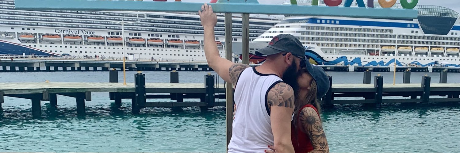 kelseybenoit_'s profile banner image