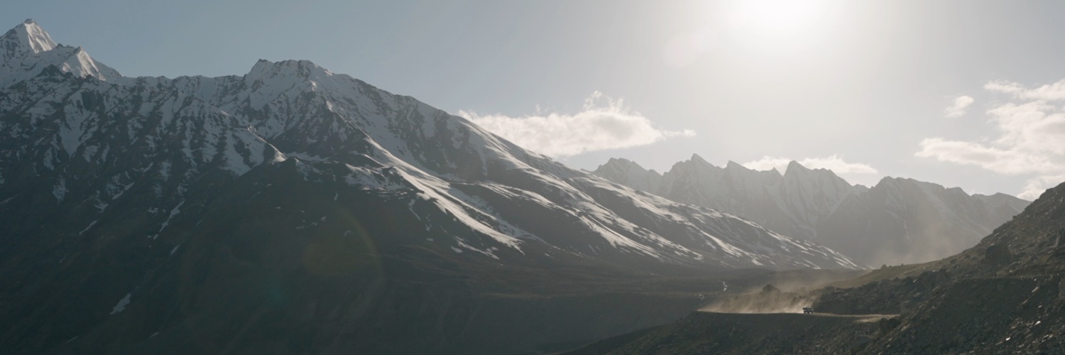 Deej Phillips banner