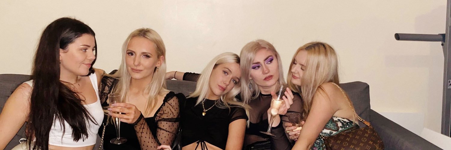 ellenxknight's profile banner image