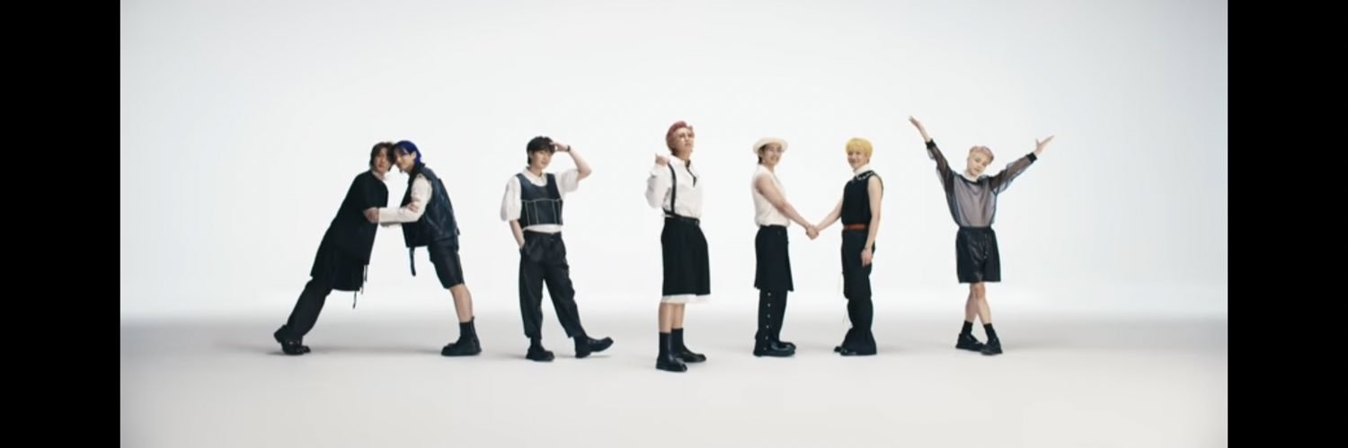 SelfTia's profile banner image