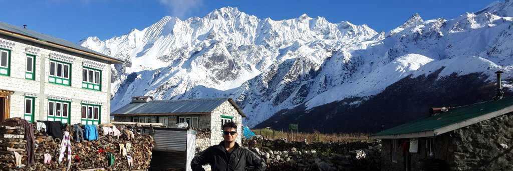 theriwaj's profile banner image