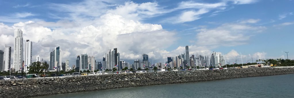 LuisroNavarro's profile banner image