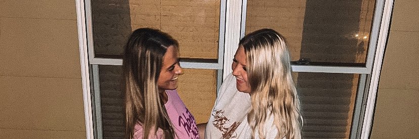 kelsiecombs's profile banner image