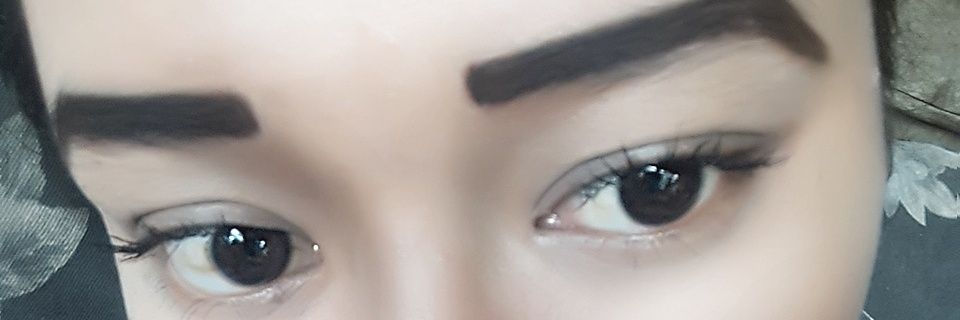 AlmaTralala's profile banner image