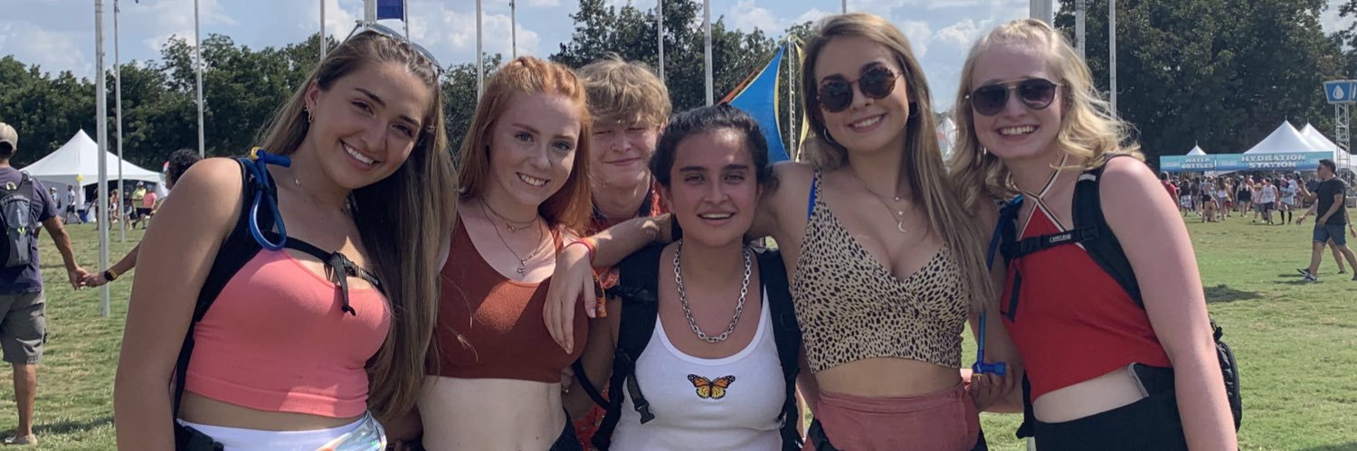 mads8wallace's profile banner image