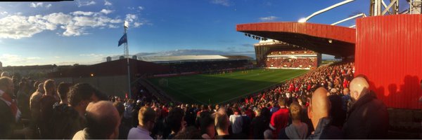 rosscobee Profile Banner