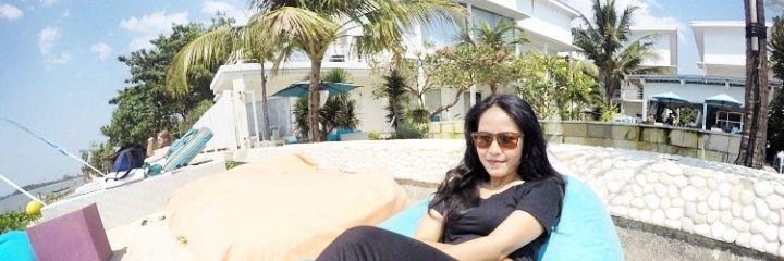 RatnaPurnasari's profile banner image
