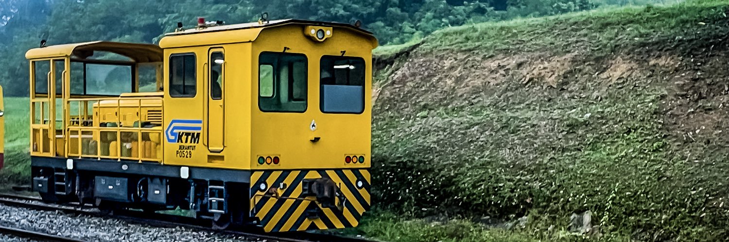 akrmznl's profile banner image