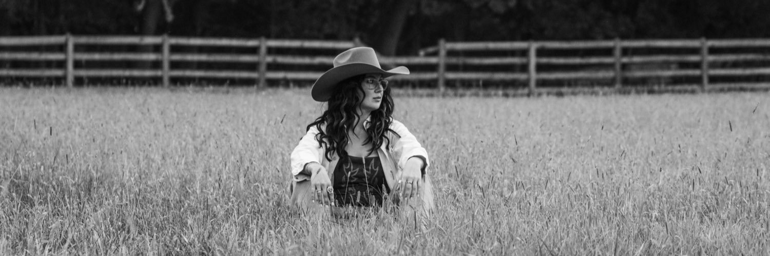 taylor_bow44's profile banner image