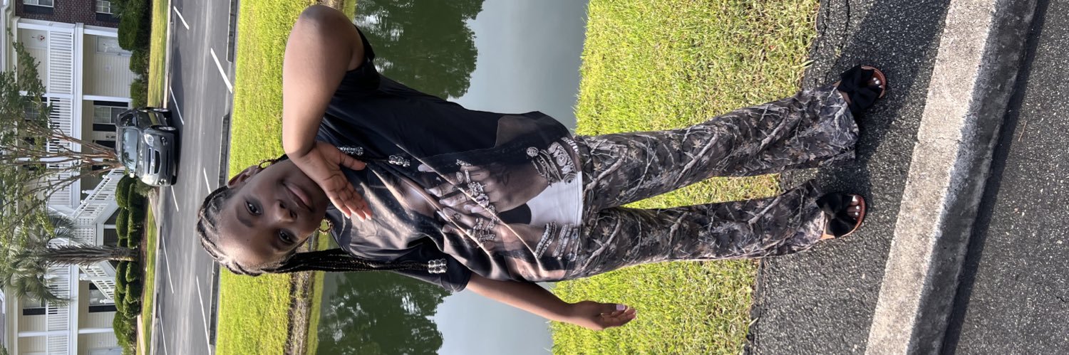 luuuccy__'s profile banner image