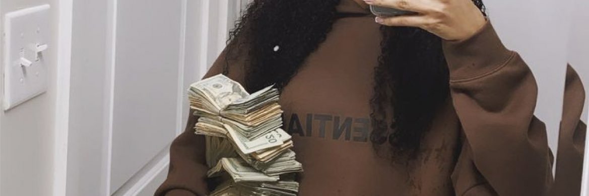 deashree's profile banner image