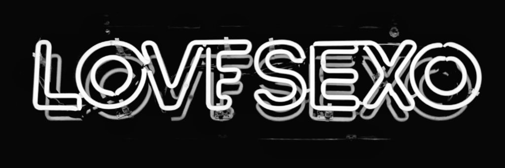 LOVE|SEXO Magazine banner