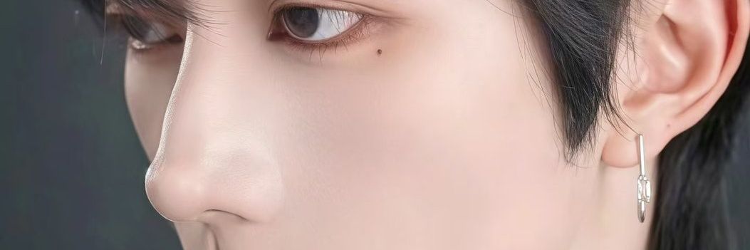 dindyaugustine's profile banner image