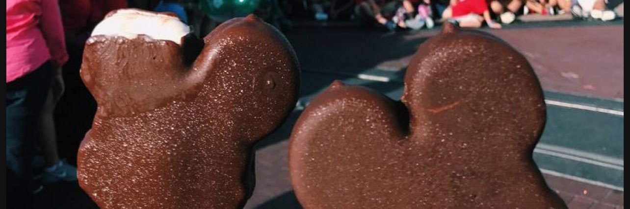 lunchiscouch's profile banner image