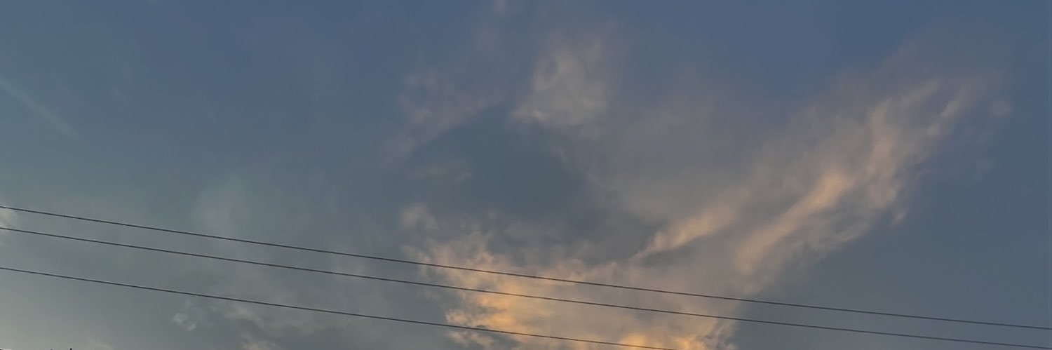 KMR_show8's profile banner image