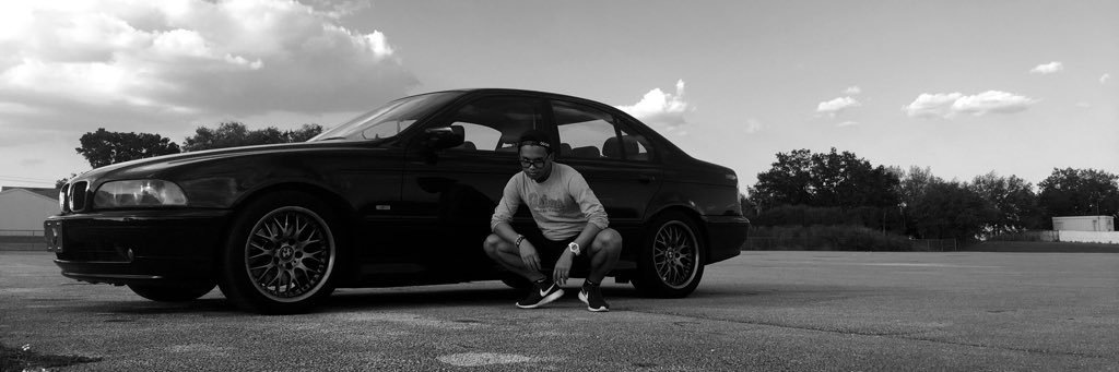 Ellomichael's profile banner image