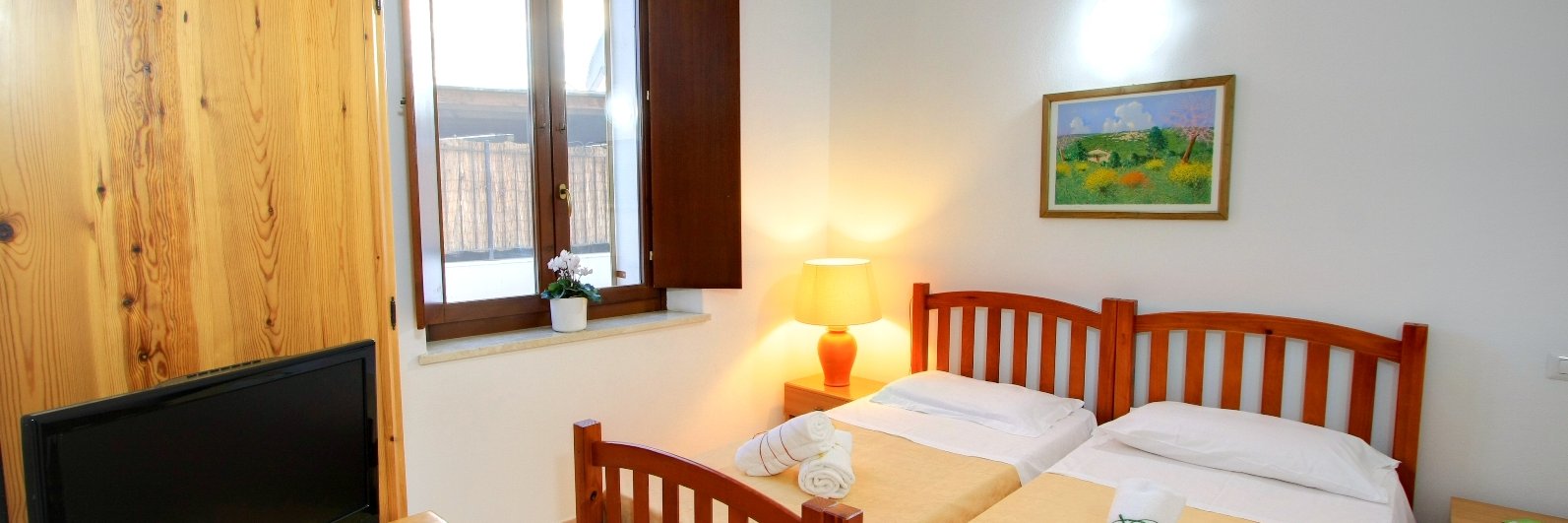 HostelMarina's profile banner image