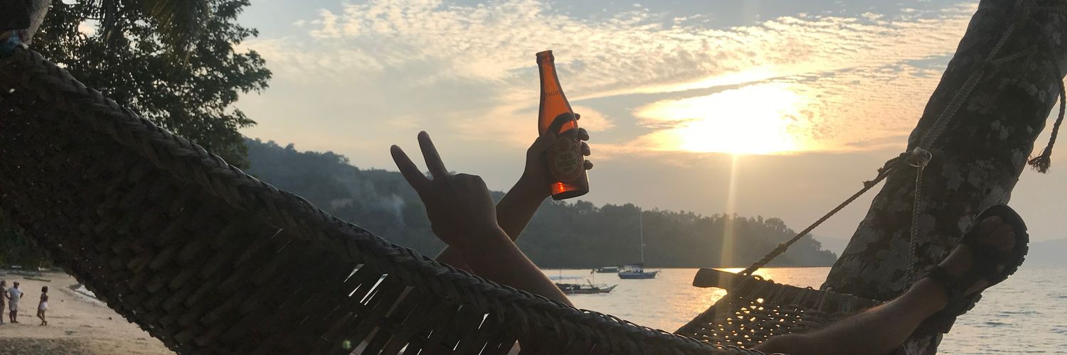 manucamaron97's profile banner image