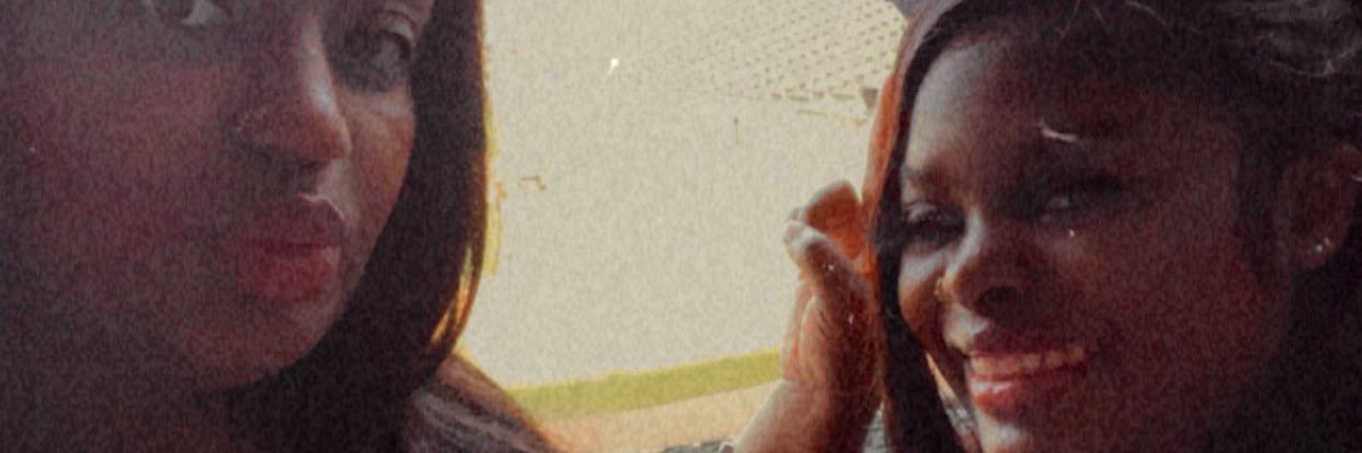 taniaasmith's profile banner image