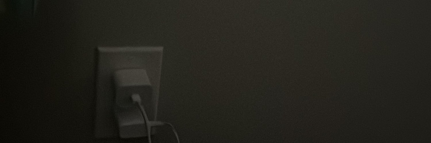 usuck_trustme's profile banner image