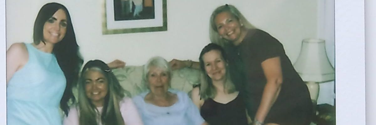 loritravers94x's profile banner image