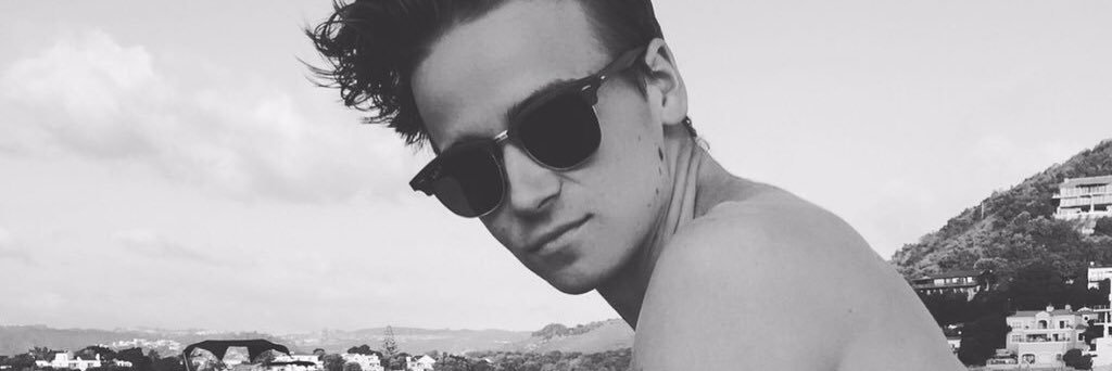 DanniRoseC's profile banner image