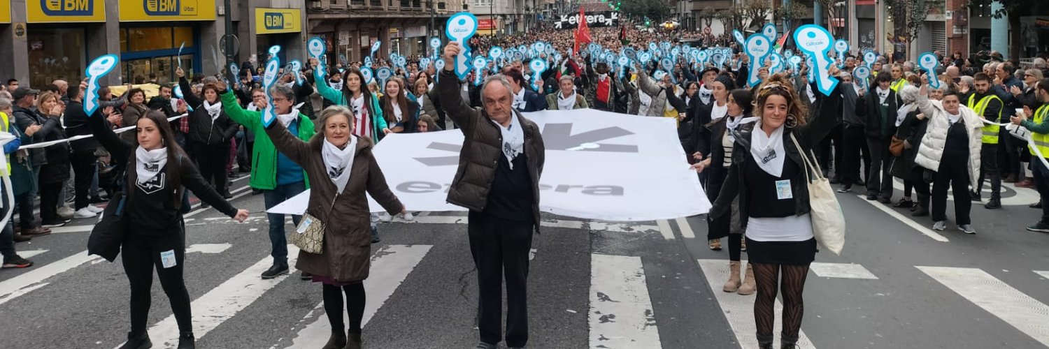 Etxerat Elkartea's banner